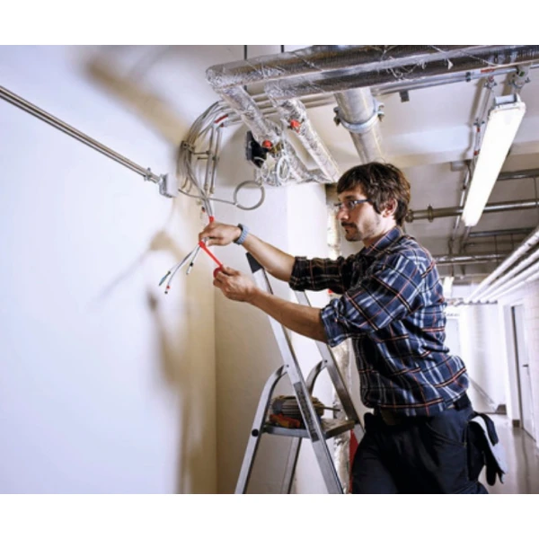 Banda electroizolatoare tesaflex® 53988, PVC, negru, latime 19mm, lungime 25m, pentru izolare si marcare electrica