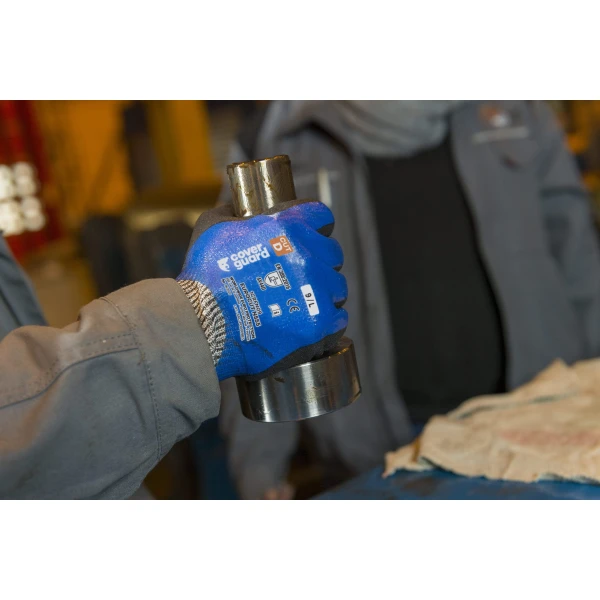 Manusi de protectie cu rezistenta la taiere D, imersie completa in nitril, EUROCUT N555, imersie dubla pe palma, rezistenta ridicata la abraziune, rupere, perforare, aderenta in mediu umed, uleios, uscat, Coverguard