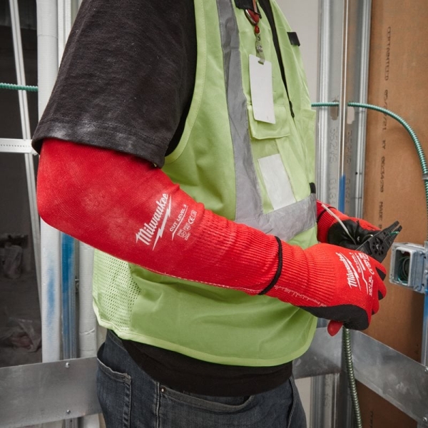 [DELISTAT] Maneca anti-taiere Milwaukee nivel C - 40 cm - 1 bucata - 40CM