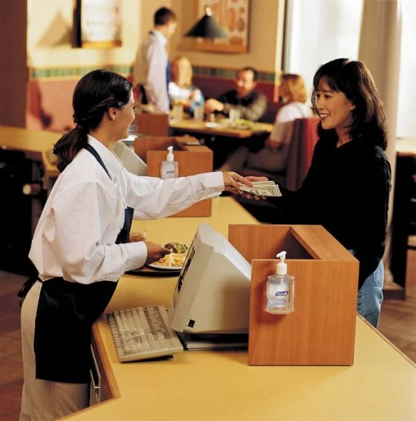 Suport de perete PLACES pentru facoanele cu pompiță PURELL dezinfectant de mâini 350ml