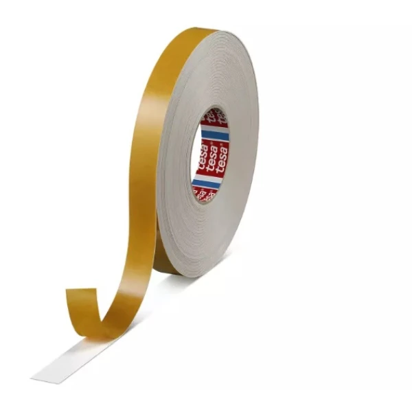 Banda dublu adeziva tesa® 4957, 19mm x 25m, din spuma PE, pentru fixarea obiectelor in exterior si interior, rezistent UV si umiditate Banda dublu adeziva tesa® 4957, 19mm x 25m, din spuma PE, pentru fixarea obiectelor (sticla, oglinzi, plastic, etc) in exterior si interior, rezistent UV si umiditate