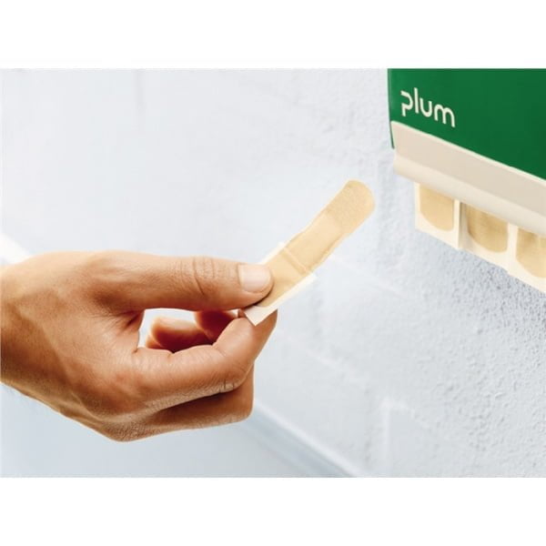 Dispenser cu 90 de plasturi impermeabili Plum Quick Fix, plasturi din polietilena, potriviti pentru medii de lucru umede, prindere pe perete, reincarcabil, cu sistem de blocare