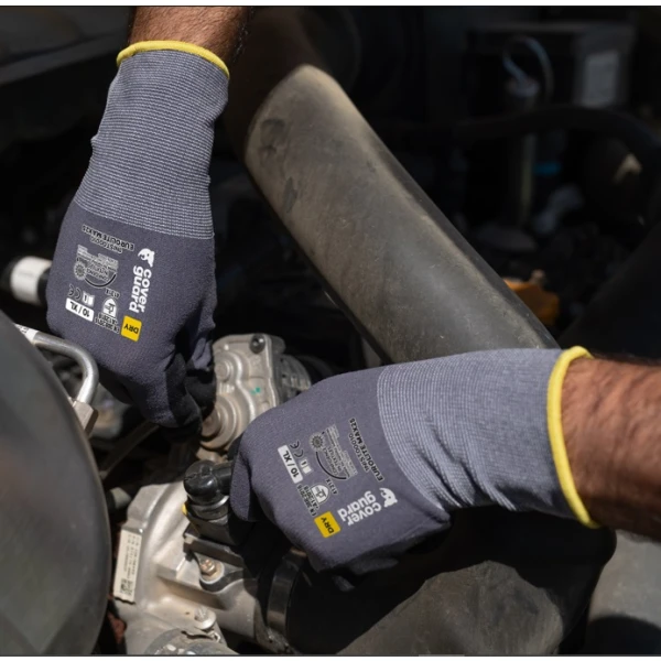 Manusi de protectie imersate in spuma de nitril, EUROLITE MAX25, aderenta, rezistenta ridicata la abraziune, adaptare la forma mainii dupa 3-5 minute, certificat OEKO-TEX Standard 100