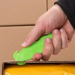 PHC-KCJ-1X_Cutter pentru taierea ambalajelor, Klever KLEEN ™ Kutter, verde, lama din otel, incorporata, in maner, pentru protectia mainilor utilizatorului, maner ergonomic_4