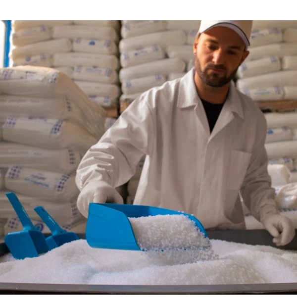 Scafa detectabila, Igeax 1104BD, capacitate 2 litri, maner ergonomic anti-alunecare, pentru colectarea alimentelor solide