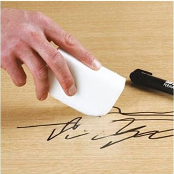 Burete Vileda Miraclean din melamina, indeparteaza rapid urme si murdaria dificila, cauciuc, marker, cafea, 10 x 6 cm, alb, 12buc/set