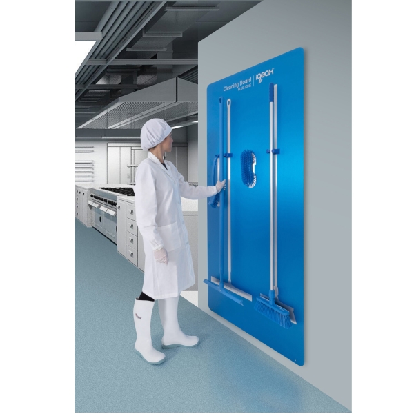 Panou industrial din aluminiu pentru agatarea si depozitarea igienica a ustensilelor de curatare, shadow board IGEAX 1K, 1000 x 3 x 2000 mm, HACCP