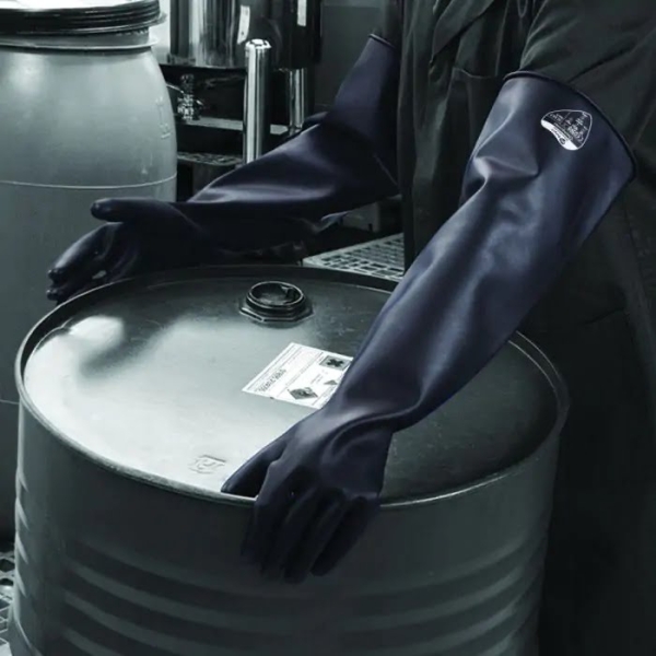Manusi de protectie chimica, Chemprotec Mediumweight SC107, negre, din latex, rezistenta la abraziune, protectie termica maxim 100°C lungime 60 cm grosime medie, Polyco
