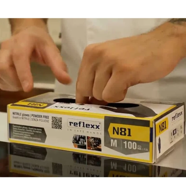 Manusi nitril negre, Reflexx N81, nepudrate, grosime 0.06 mm,100 buc / cutie, pentru HoReCa, saloane si domeniul industrial si medical