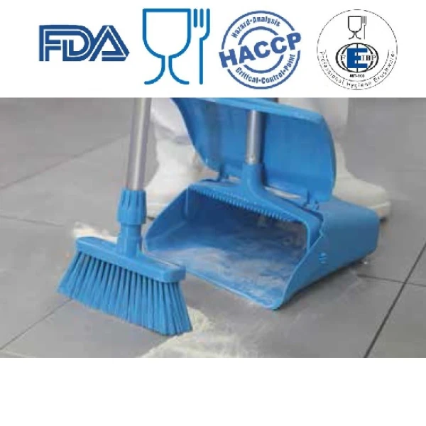 Matura mica pentru faras tip lobby pan, IGEAX 1020, rosu, maner 80 cm, duritate medie, termorezistenta, autoclavare la 121 °C, pentru industria alimentara, certificata HACCP, FDA