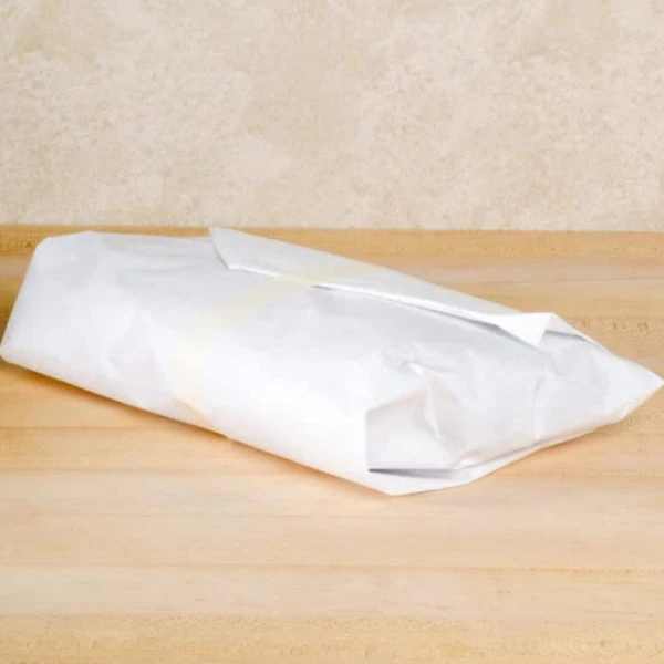 2374873-283029.jpg Hartie ambalat mezeluri - 25x35cm - 10kg (@ 1520 coli)