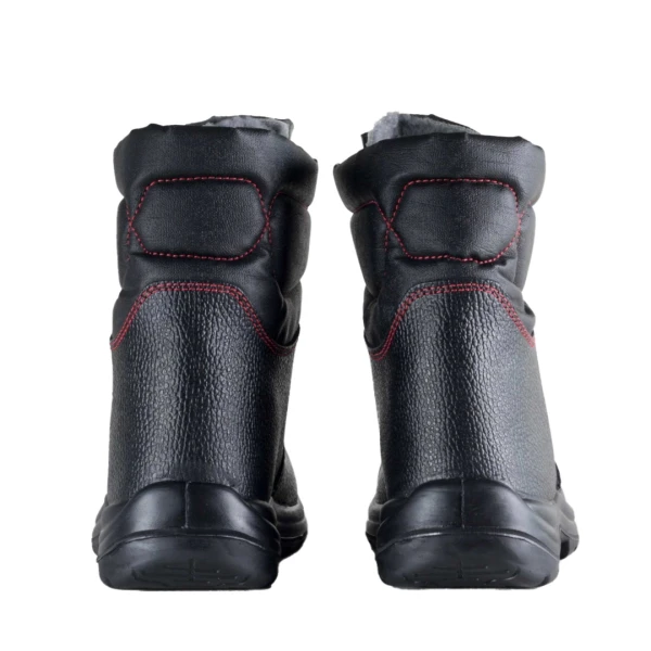 Bocanci Sirin Paltinu S3 CI SRC with synthetic fur, abrasion resistant, PU 2D material, bellows type - doubled with spongy material, and lacing through perforations consolidated with metal staples.