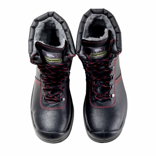 Bocanci Sirin Paltinu S3 CI SRC with synthetic fur, abrasion resistant, PU 2D material, bellows type - doubled with spongy material, and lacing through perforations consolidated with metal staples.