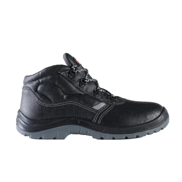 prime-bocanci_lateral-exterior-scaled-1.jpg Bocanci Prime 545 S3 SRC Material textil perforat; rezistent la abraziune; asigură aerisirea piciorului PU 2D Insiretare prin perforatii consolidate cu capse metalice Da