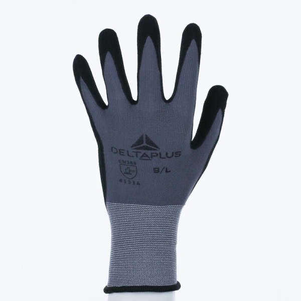 Mănușă tricotată cu strat protector - Poliamidă, Spandex - Polimer apă neted - Calibru : 15, culori: Gri-Negru