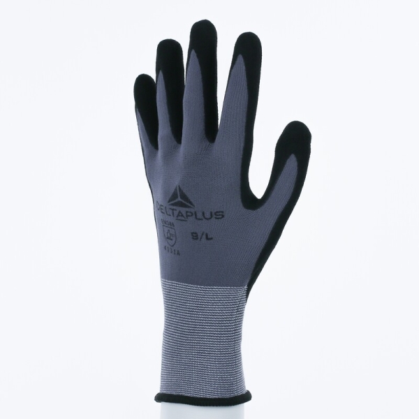 Mănușă tricotată cu strat protector - Poliamidă, Spandex - Polimer apă neted - Calibru : 15, culori: Gri-Negru
