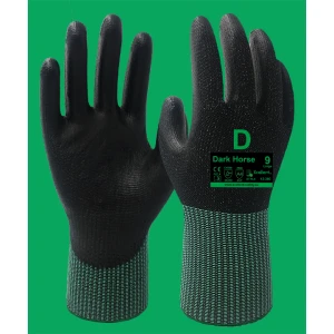 Manusi  DARK HORSE, tesatura(gauge) 13 gauge, nivel de protecție la tăiere D, imersie poliuretan in palma, functie "touch scren". EN388: 4X43D